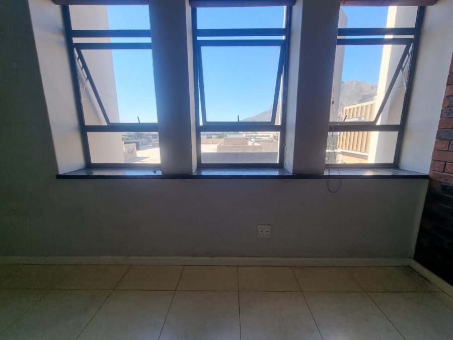 1 Bedroom Property for Sale in Cape Town City Centre Western Cape